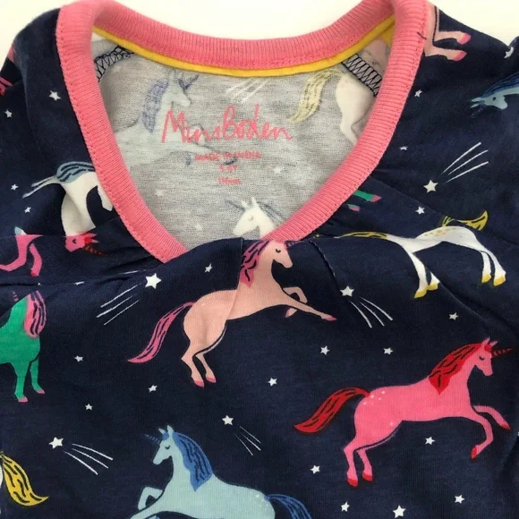 NWOT Mini Boden Printed Unicorns Tunic 5-6Y - Picture 3 of 3